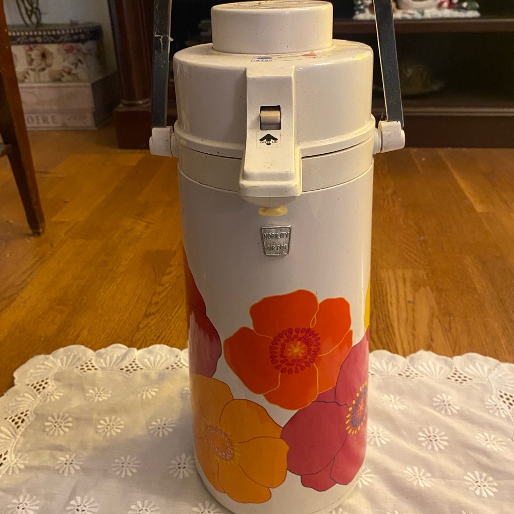 Vintage 1970’s King Air Pot Large Beverage Dispenser Thermos, Flower Pattern
